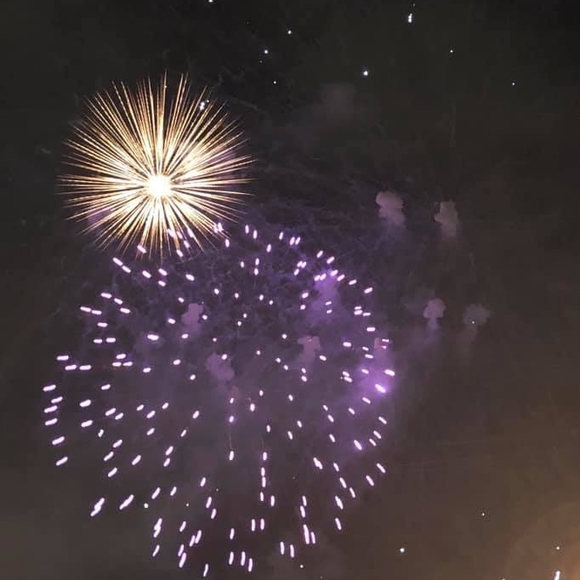 Meet your Posher, Amandine - Picture 1 of 1